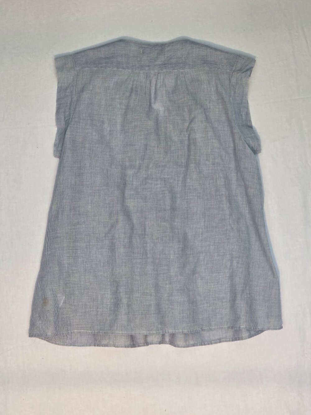 B.original sleeveless embroidery summer top - Picture 2 of 4